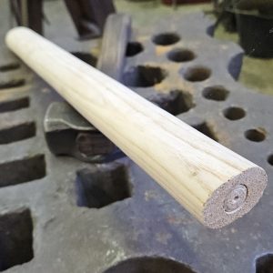 Ebauche de manche de marteau en frêne